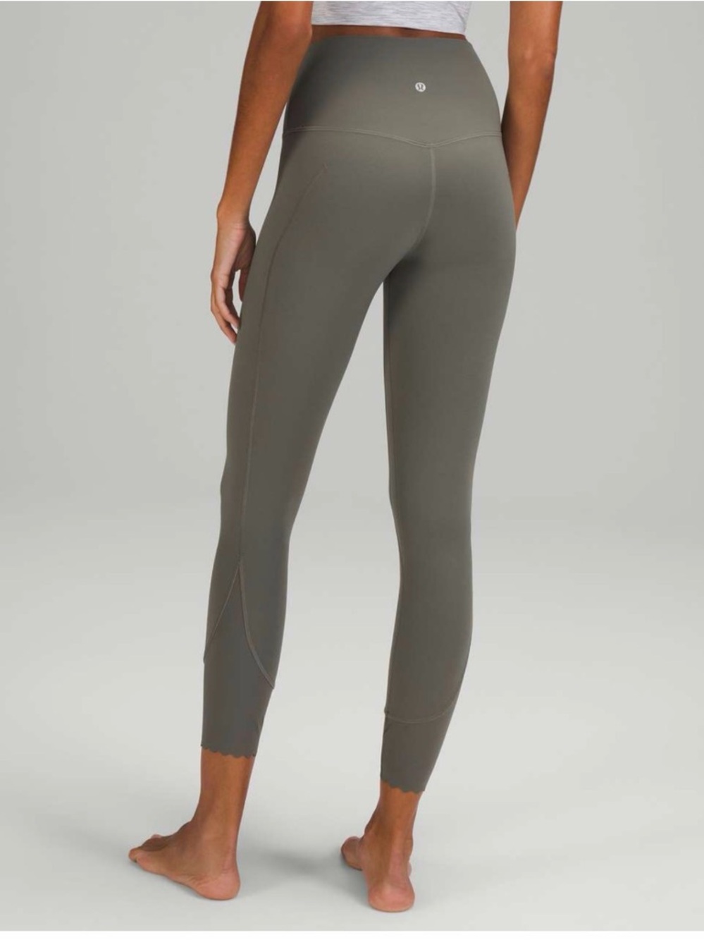 NWOT Lululemon Align HR scalloped hem leggings